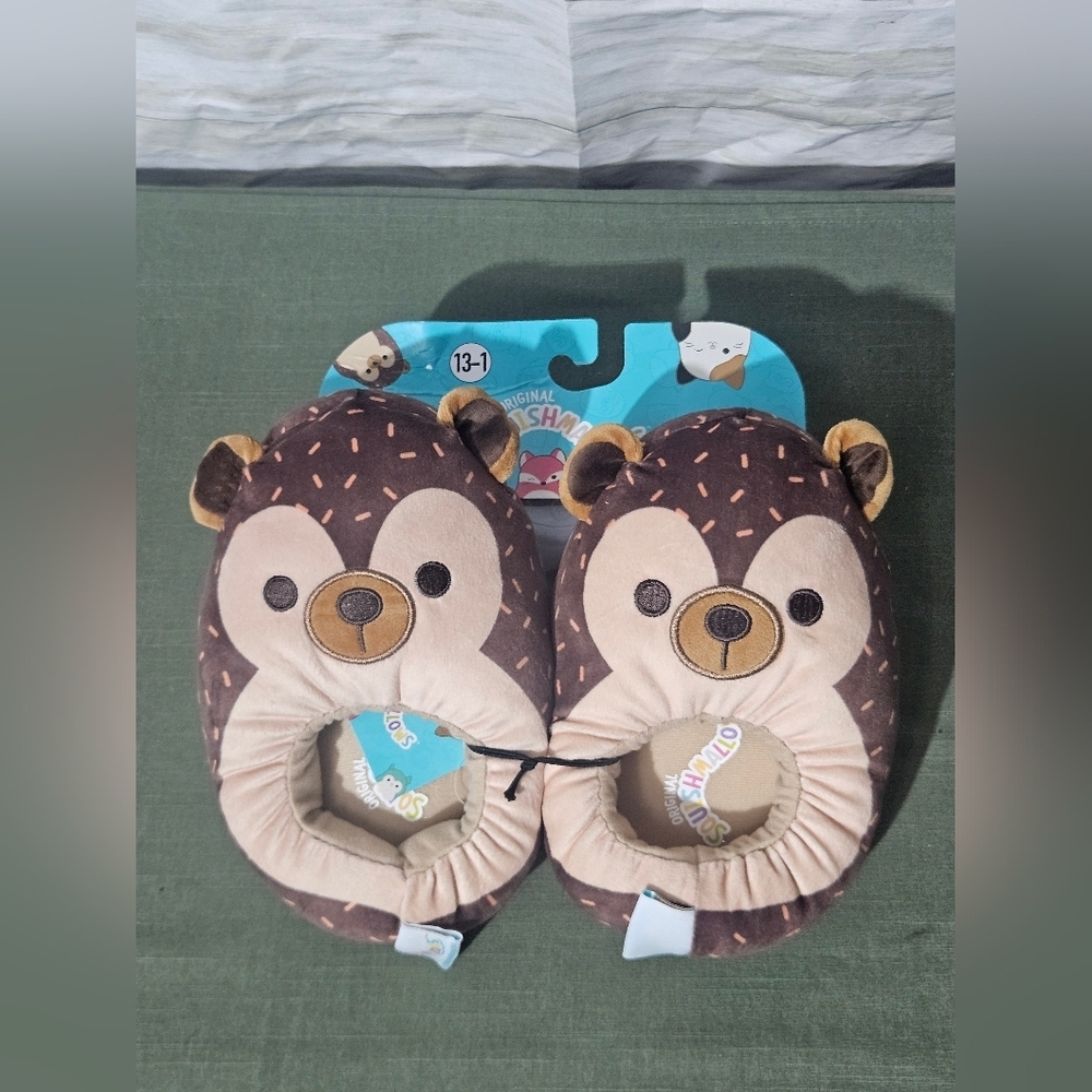 Squishmallow hedgehog slippers kids size 13/1 - Picture 3 of 9